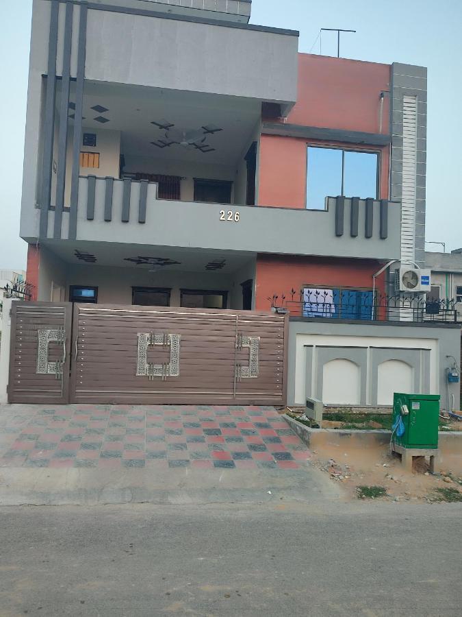 Lavish Inn Islamabad Luaran gambar
